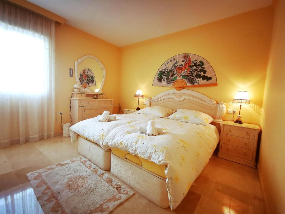 Banana Apartament Marbella